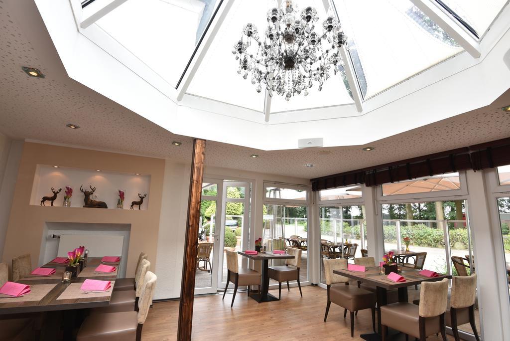 Hotel Restaurant Waldesruh Emstek ภายนอก รูปภาพ